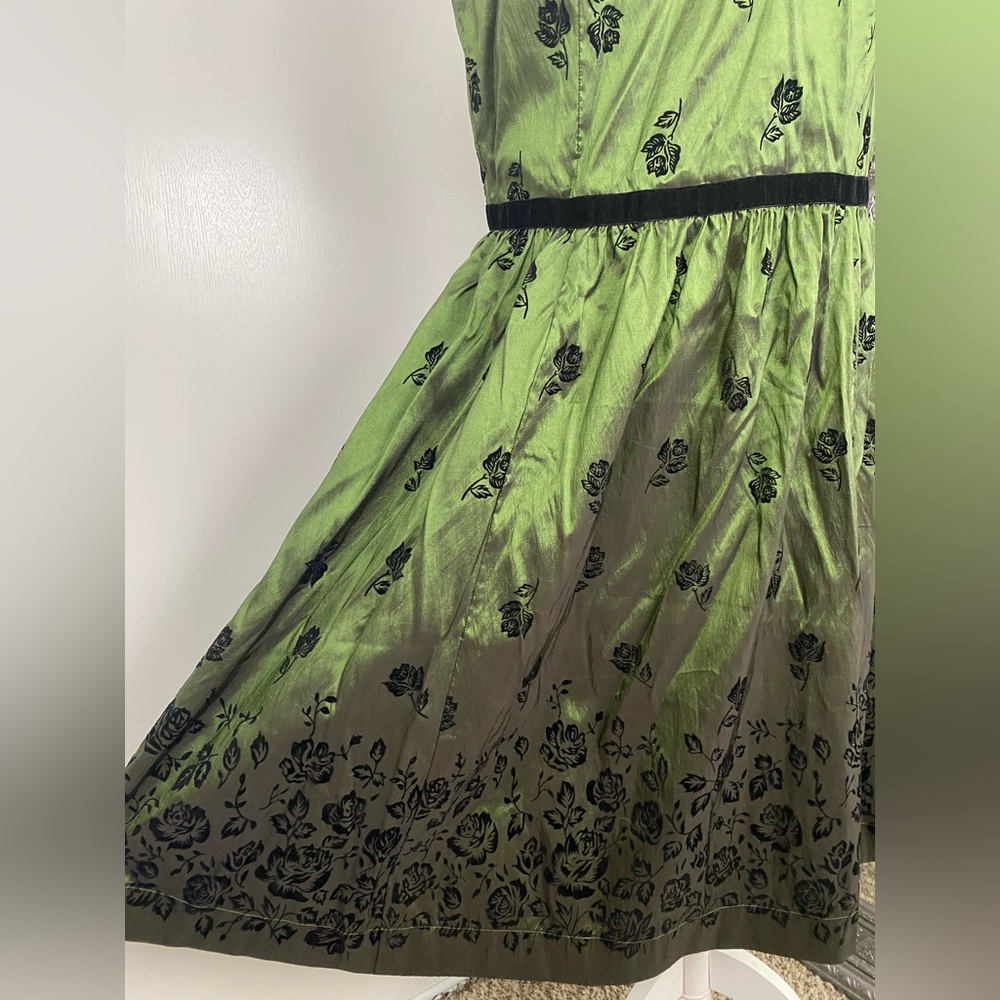 ❗️SOLD❗️Neca Twilight Bella Swan Birthday Dress New Moon Size 2XL - Picture 5 of 16